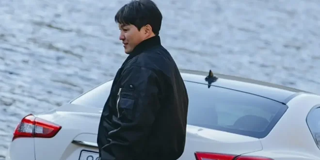 The Husband Rilis Still Cut Baru, Kim Dae Myeung Jadi Villain Penuh Misteri