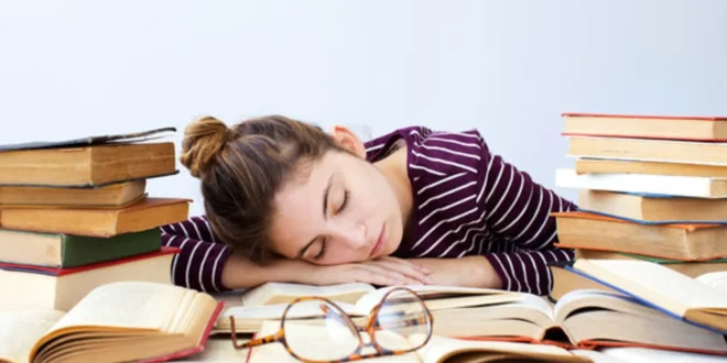 Tips Menghindari Kelelahan Saat Belajar: Bisa Jadi Kelelahan 5 Tips Efektif Bagi Siswa agar Tidak Mengantuk Saat Belajar
