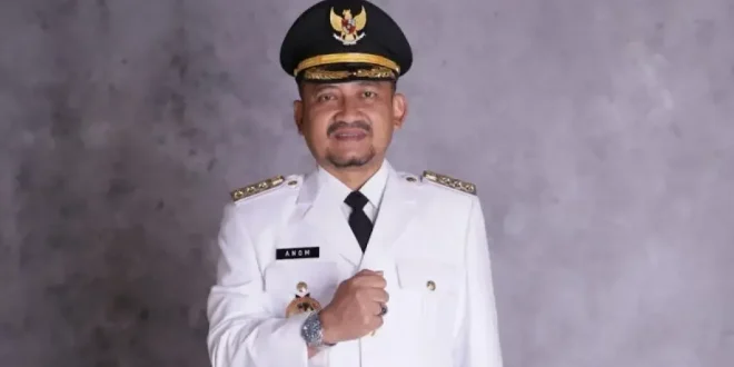 Usai Di-OTT Bupati Pemalang Anom Widiyantoro dan Istrinya Jalani Pemeriksaan di Gedung KPK