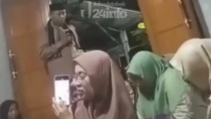 Ustadz Ahmad Firdaus: Meninggalnya Seorang Penceramah yang Ditinggalkan Nama Nabi Muhammad