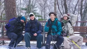 Variety Show Take a Hike Menggugah Semangat Mendaki dengan Dowoon Day6 dan Lee Chae Min