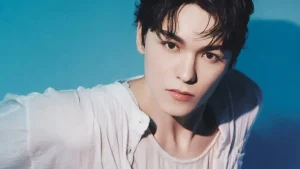 Vernon SEVENTEEN Rilis Lagu Solo Mia Lewat Unit V8 Gandeng Produser Pemenang Penghargaan, Ini Cerita Di Baliknya