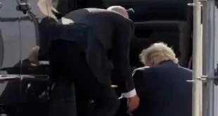 Video Trump Pingsan dan Terduduk Lemas saat Mau Masuk Limusin: Momen Berisik di Balik Kejadian