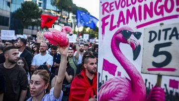 Warga Albania Kembali Tolak Pembangunan Resor yang Terafiliasi Trump