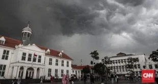 Waspada Hujan Lebat Kamis Ini, Simak Daftar Wilayahnya yang Aman