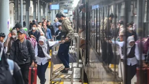 Wisatawan Mancanegara Naik Kereta Meningkat 2,54 Persen, KAI Catat 308 Ribu Wisatawan