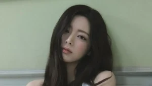 Yuna ITZY Mengalami Masalah Kesehatan, Absen dari Fan Sign di Shenzhen