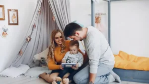 10 Langkah Orang Tua untuk Menghemat Keamanan Anak di Era Screen Time