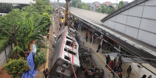 100 Hari Kecelakaan Kereta Bekasi Timur, Keluarga Korban Tagih Transparansi