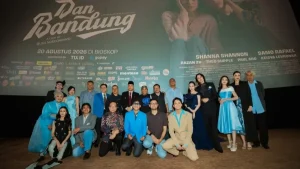 3 Alasan Dan Bandung Film Romansa Remaja Rudi Soedjarwo Patut Dinantikan: Mengapa Film Ini Menarik Perhatian Pecinta Film?