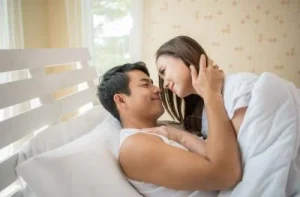 3 Posisi Seks yang Paling Disukai Wanita, Pria Harus Tahu!