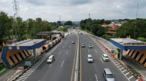 4 Titik di Tol Jakarta-Cikampek Diperbaiki hingga Pekan Depan untuk Memperlancar LaluLintas