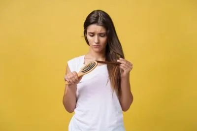 5 Cara Mengatasi Rambut Lepek saat Musim Panas: Trik Tetap Fresh Seharian