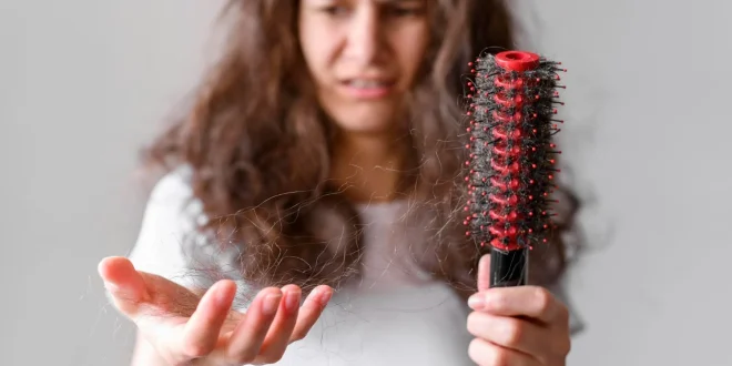 5 Makanan yang Berpotensi Memperparah Kerontokan Rambut, Bukan Cuma Faktor Sampo