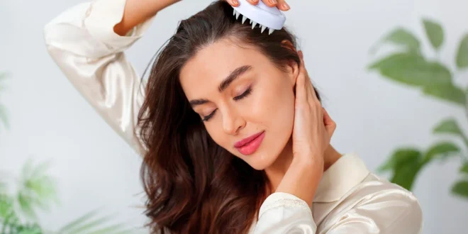 6 Cara Mengatasi Rambut Kering di Rumah Tanpa Harus ke Salon