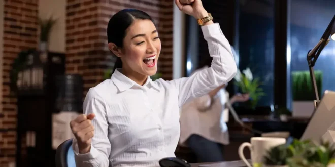 7 Aturan yang Diterapkan Orang Bebas Stres saat Kerja Menurut Psikologi Hidupnya Full Tenang