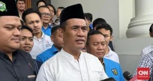 Amran Jaga Harga Pakan Ayam, Telur Peternak Wajib Diserap Dapur MBG