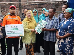Baznas Kirim Bantuan untuk Korban Kebakaran di Kabupaten Sukabumi, Menjadi Simbol Kepedulian