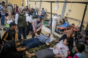 BGN Suspend SPPG di Semarang Setelah 707 Orang Keracunan MBG, Apa Yang Terjadi?
