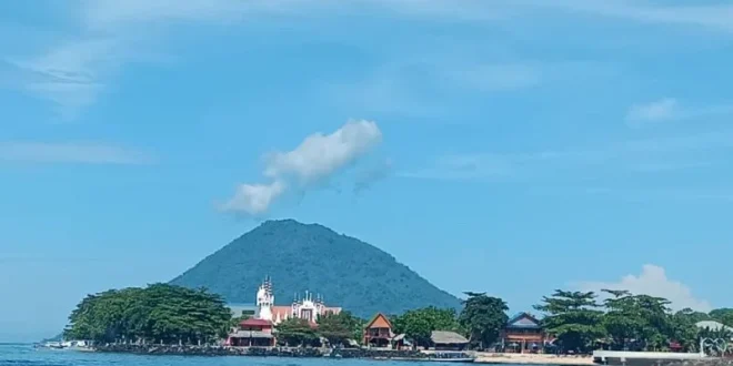 BTN Bunaken Tutup Pendakian Gunung Manado Tua: Apa Faktor Utama?