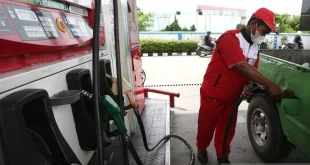 Ekonomi Sepekan: Harga Bensin Turun, Arah Insentif EV Menjadi Fokus