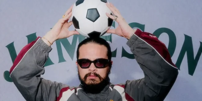 Fesyen, Musik, dan Sepak Bola Berpadu dalam Kolaborasi J Balvin dan KidSuper