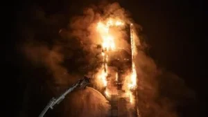 Gedung Bapenda DKI Jakarta Terbakar Hebat, Satu Korban Dievakuasi