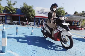 Guru ASN Tuntut Perubahan Aturan SIM: Telat Perpanjang Sehari Harus Bikin Baru, Gugatan ke MK