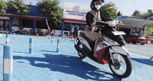 Guru ASN Tuntut Perubahan Aturan SIM: Telat Perpanjang Sehari Harus Bikin Baru, Gugatan ke MK