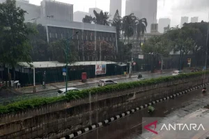 Hujan Ringan Akan Guyur Sebagian Jakarta Senin Sore Hingga Malam: Siapkan Dirimu!
