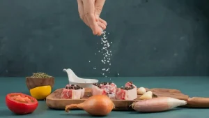 Ingin Kurangi Asupan Natrium? Cobalah 5 Bahan Pengganti Garam Ini untuk Kesehatan