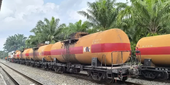 KAI Catat Kenaikan 18% Angkutan Perkebunan pada Program B50
