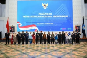 Kemendikdasmen Lantik 17 Kepala Sekolah Nasional Terintegrasi Perdana: Langkah Strategis dalam Meningkatkan Kualitas Pendidikan