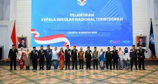 Kemendikdasmen Lantik 17 Kepala Sekolah Nasional Terintegrasi Perdana: Langkah Strategis dalam Meningkatkan Kualitas Pendidikan