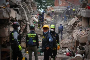 Kolombia Minta Trump Tangguhkan Tarif Impor Pascagempa M7,4