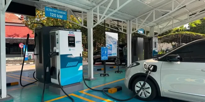 Konsumsi Listrik SPKLU Melonjak, PLN Mengembangkan Infrastruktur Pengisian Kendaraan Listrik