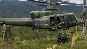 Koops TNI Habema Melakukan Evakuasi Warga dari Daerah Rawan OPM