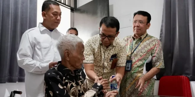 Kunjungi Heru Baskoro KSP Bicara Soal Perlindungan Negara Bagi Putra Pengetik Naskah Proklamasi