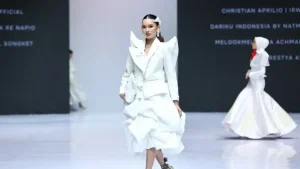 Limbah Denim Berubah Menjadi Karya Couture di Indonesia Fashion Week 2026, Membuat Gelombang di Dunia Fashion
