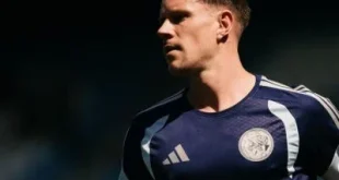 Maarten Paes Dicadangkan, Debut Ter Stegen Berakhir Manis Usai Ajax Amsterdam Menang 2-0 atas PEC Zwolle