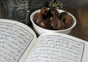 MC di Booth Newport Bocorkan Kronologi Challenge Baca Alquran Berhadiah Miras