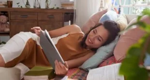 Mengapa Orang Lebih Suka Menghabiskan Weekend di Rumah, Bukan di Kehidupan Sosial