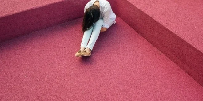 Mengatasi Sedih Setelah Putus Cinta: 10 Cara Mengatasi Sedih Setelah Putus Cinta Bantu Move On Lebih Cepat