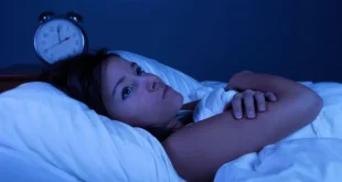 Mengatasi Susah Tidur Malam dengan 6 Pilihan Makanan Sehat