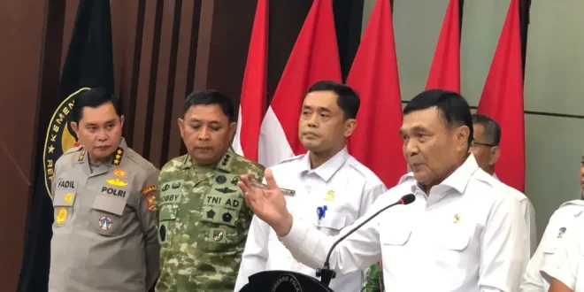 Menko Polkam Ingatkan Pangdam dan Kapolda dalam Penanggulangan Karhutla