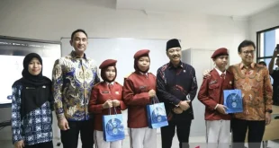 Menteri Kesehatan Sarankan Siswa Sekolah Rakyat untuk Rajin Olahraga dan Sikat Gigi