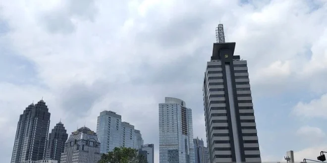 Minggu Sebagian Besar Jakarta Berpotensi Berawan Seharian, Ini yang Perlu Diketahui