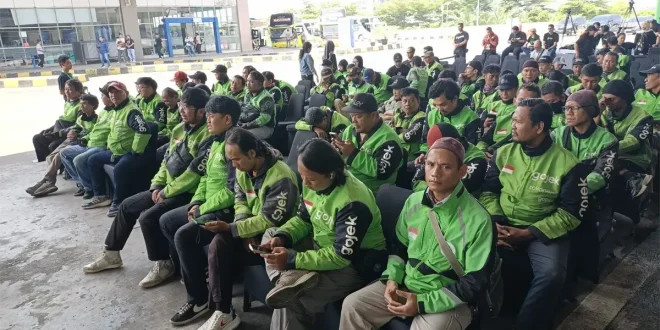Ojek Online Mendapat Bantuan Pembayaran Iuran BPJS Setelah Potongan 8 Persen