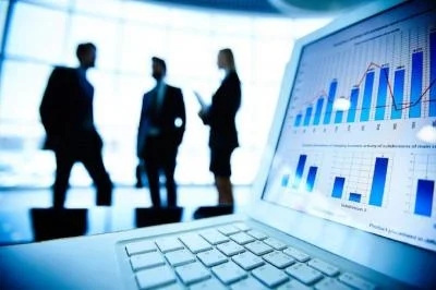 OJK Ingatkan Industri Multifinance Soal Dampak Kenaikan Suku Bunga: Tantangan Baru Bagi Pemain Pembiayaan