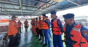 Operasi SAR KMP Mutiara Sentosa yang Terbakar di Laut: 4 Penumpang Meninggal, 218 Selamat